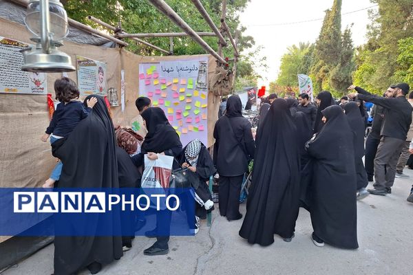 برگزاری یادواره شهدا در گلزار شهدای شیراز