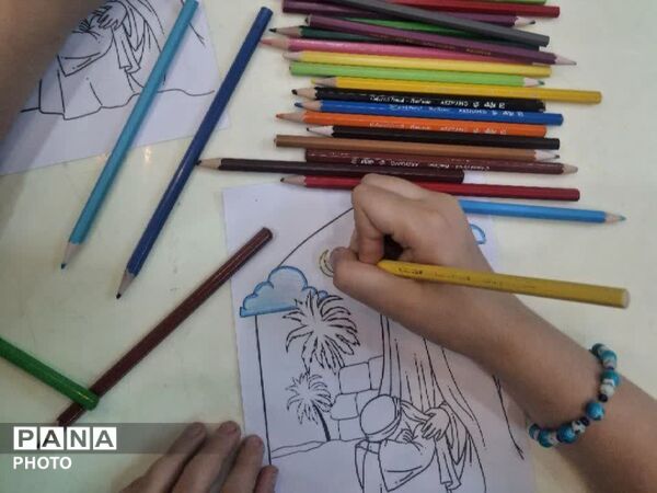 برپایی موکب کودک در جوار شهدای گمنام منطقه ۱۸ 
