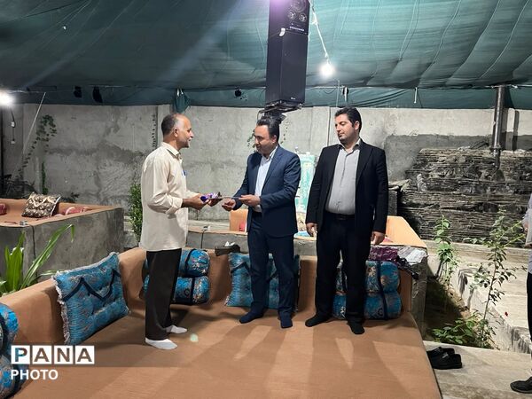 تجلیل فرماندار خاتم از اصحاب رسانه و دانش آموز خبرنگاران پانا