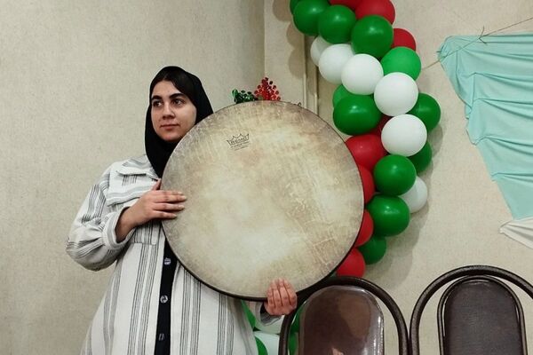 دبیرستان صدیقه طاهره غرقِ در شور فاطمی