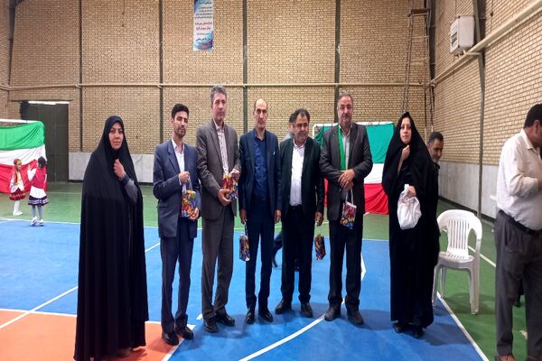 برگزاری جشنواره هویت‌های ملی اسلامی کودکستان‌های شهرستان فاروج
