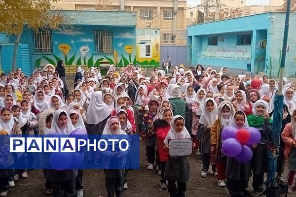 جشن میلاد حضرت فاطمه زهرا (س) در مدارس کهریزک 