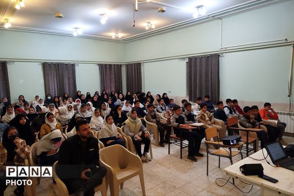 کانون شهید باهنر میزبان دوره تخصصی خبرنگاری شد