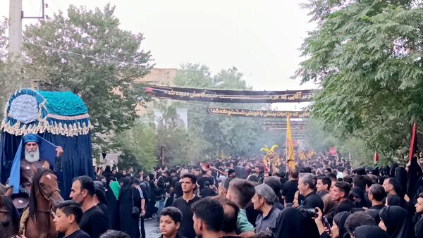 آیین ملی مذهبی خیمه‌برداری و خیمه‌کوبی در شهر تاریخی نوش آباد