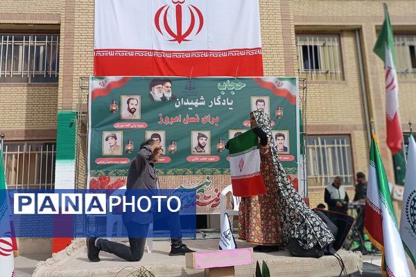 همایش «وطن‌یار»؛ تجدید عهد دانش‌آموزان ورامینی با شهدا و فرهنگ ایستادگی