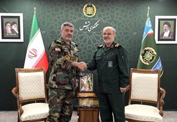 تاکید ارتش و سپاه ‌بر وحدت و انسجام مقابل دشمن آمریکایی - صهیونی 