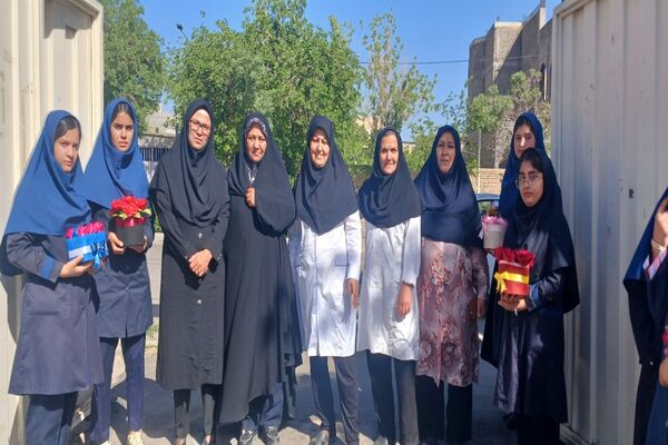 جشن روز معلم در مدرسه نمونه دولتی فدک