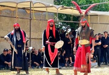 نمایشی زنده از عاشورا