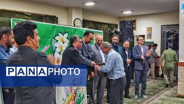 مراسم تجلیل از مقام معلم در شهرستان اشتهارد