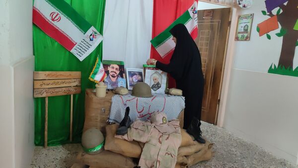 مراسم جشن شکوفه‌‎ها در دبستان شاهد حاج تقی آقا بزرگ مشهد 