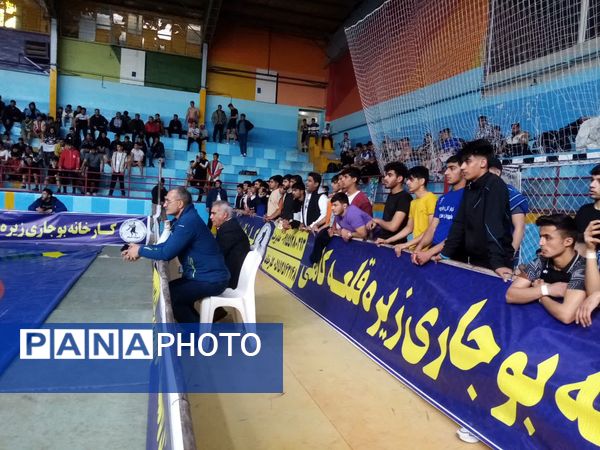 رقابت ۳۵۰ کشتی گیر در تربت جام 