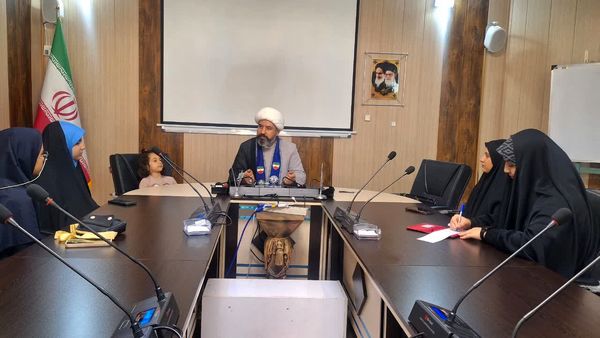 نشست گروه رسانه و فضای مجازی سازمان دانش‌آموزی استان البرز