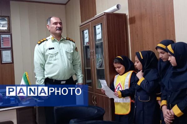 گرامیداشت هفته نیروی انتظامی در ناحیه 2 شهرری 