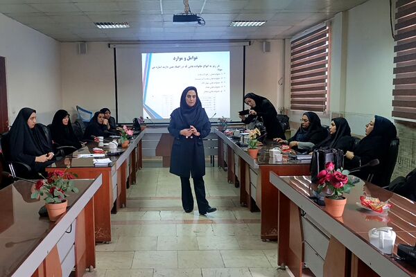 کارگاه مبارزه با مواد مخدر در اداره آموزش‌ و‌ پرورش شهرستان قرچک 