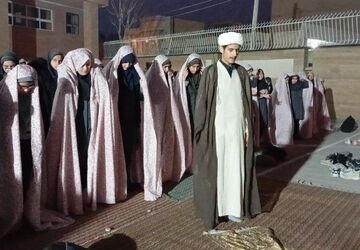 برگزاری ضیافت افطاری در دبیرستان هیئت امنایی خراسانی زاده ناحیه۵ اصفهان 