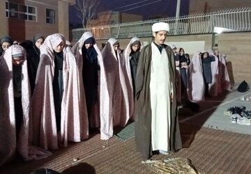 برگزاری ضیافت افطاری در دبیرستان هیئت امنایی خراسانی زاده ناحیه۵ اصفهان 
