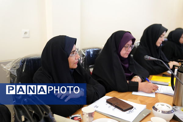 گردهمایی مسئولین و کارشناسان سازمان دانش‌آموزی نواحی و مناطق استان اصفهان