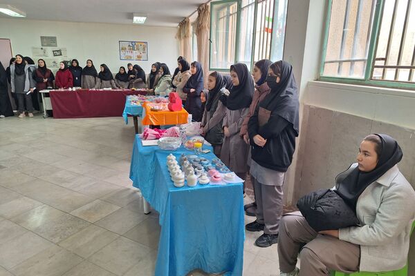 جشنواره ایرانمون در دبیرستان خدیجه کبری (س) پردیس
