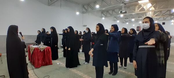برگزاری جلسه توجیهی و آموزشی آمادگی دفاعی در دبیرستان دخترانه معلم