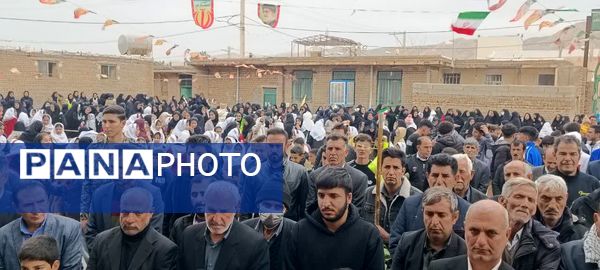 حضور پرشور و وحدت‌آفرین مردم در راهپیمایی ۲۲ بهمن