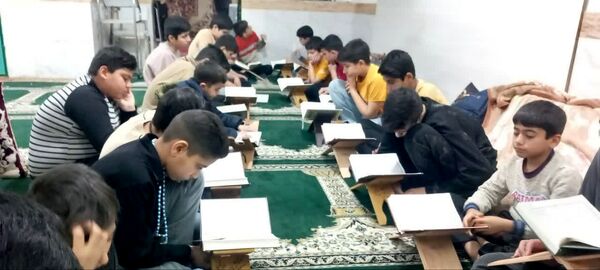 مسجد صاحب‌الزمان فدافن صحنه‌ی شکوفایی معنویت نوجوانان در آیین اعتکاف