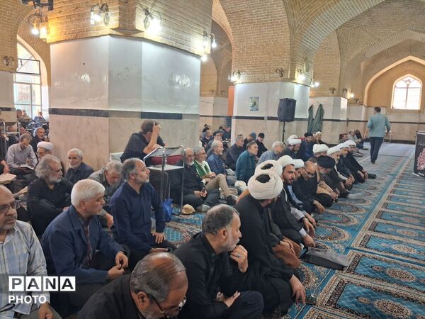 مسجد جامع نیشابور ؛ میزبان هفتمین روز تدفین آقای شهید ایران 