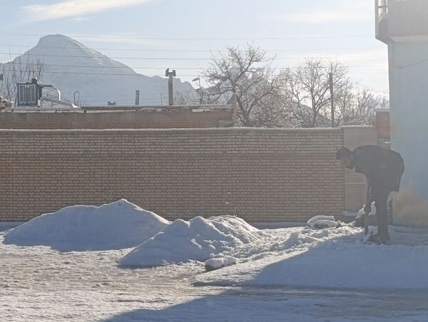 برف زمستانی مهمان شهرستان کیار شد