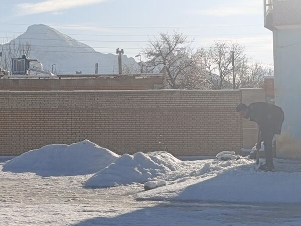 برف زمستانی مهمان شهرستان کیار شد