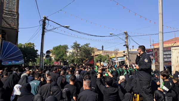 حضور کودکان و نوجوانان در دسته حسینیه اعظم زنجان 