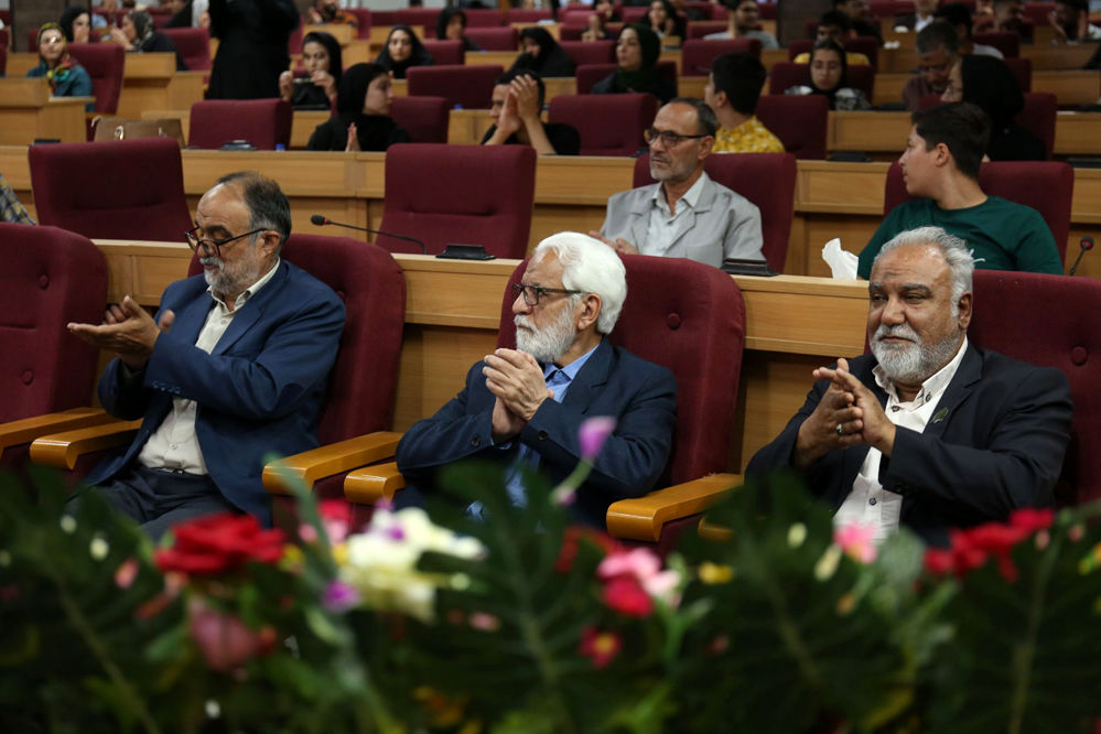 اختتامیه جشنواره فیلم بسیج هنرمندان استان قم