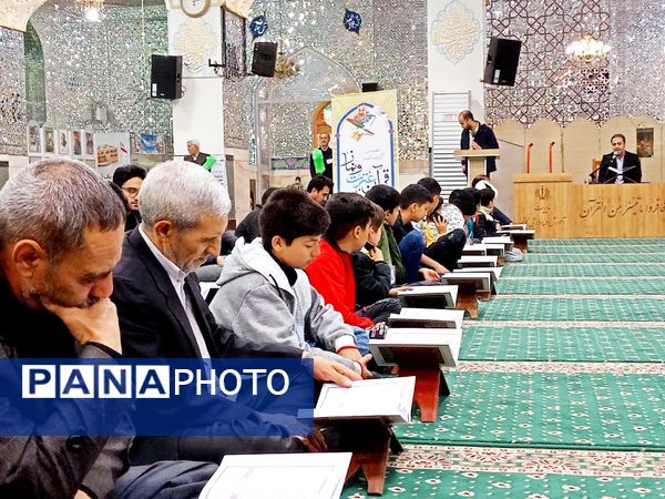 محفل انس با قرآن کریم در کاشمر