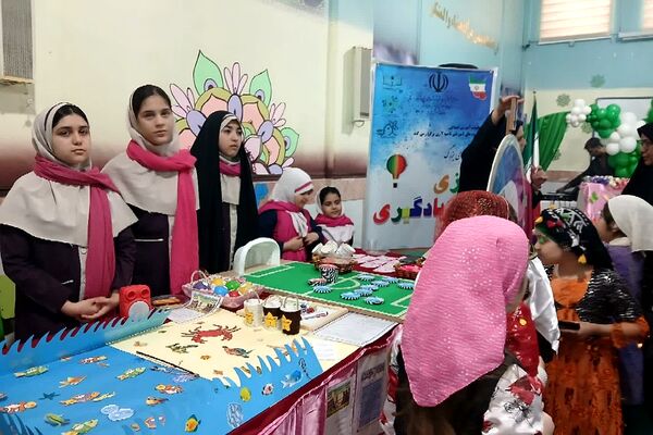 برگزاری جشنواره بازی و یادگیری در دبستان امام علی(ع) ناحیه دو شهرری 