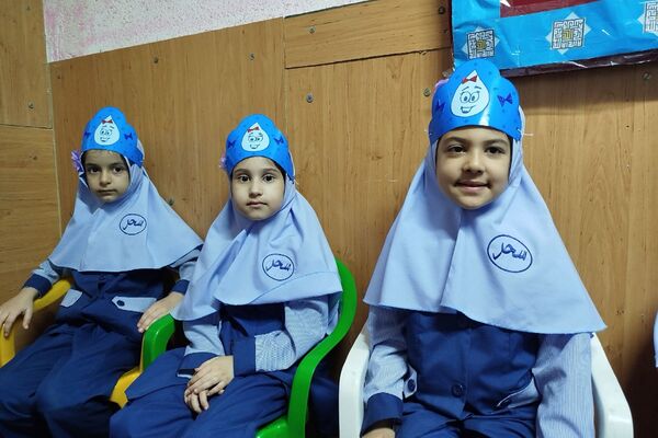 جشن آب در مدرسه سحر 