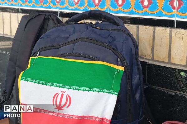 سنگین‌ترین پرچم، نصیب شانه‌های وفادار