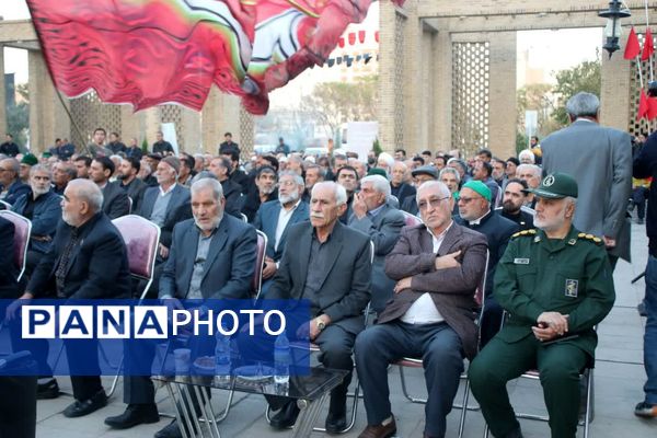 استقبال باشکوه مجاوران امام مهربانی‌ها از میهمانان بیست و دومین اجلاسیه بین‌المللی پیرغلامان حسینی در مشهد