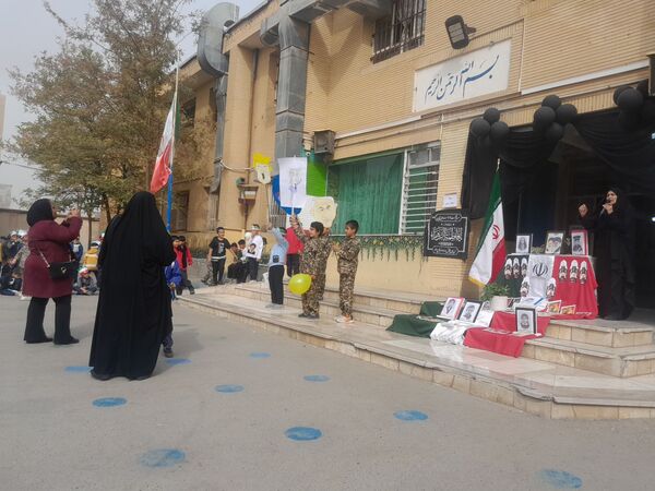 زنگ استکبار ستیزی در مدارس رضویه
