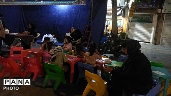 موکب جبهه فرهنگیان در صدمین شب از اجتماعات مردمی 