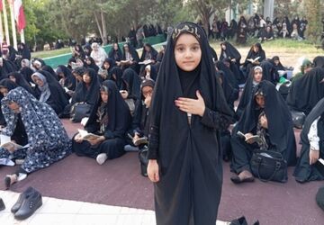 مراسم قرائت دعای پرفیض عرفه در شهرستان زرقان