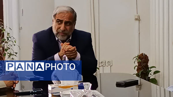 دیدار رئیس اداره حفاظت محیط‌زیست و ریاست و هیات امنای خانه محیط‌زیست محمودآباد با رئیس دادگستری و دادستان شهرستان