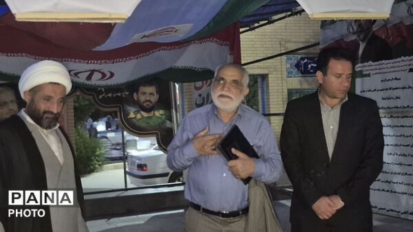 شب‌های نورانی گلزار شهدا در تجمعات مردمی در فارسان