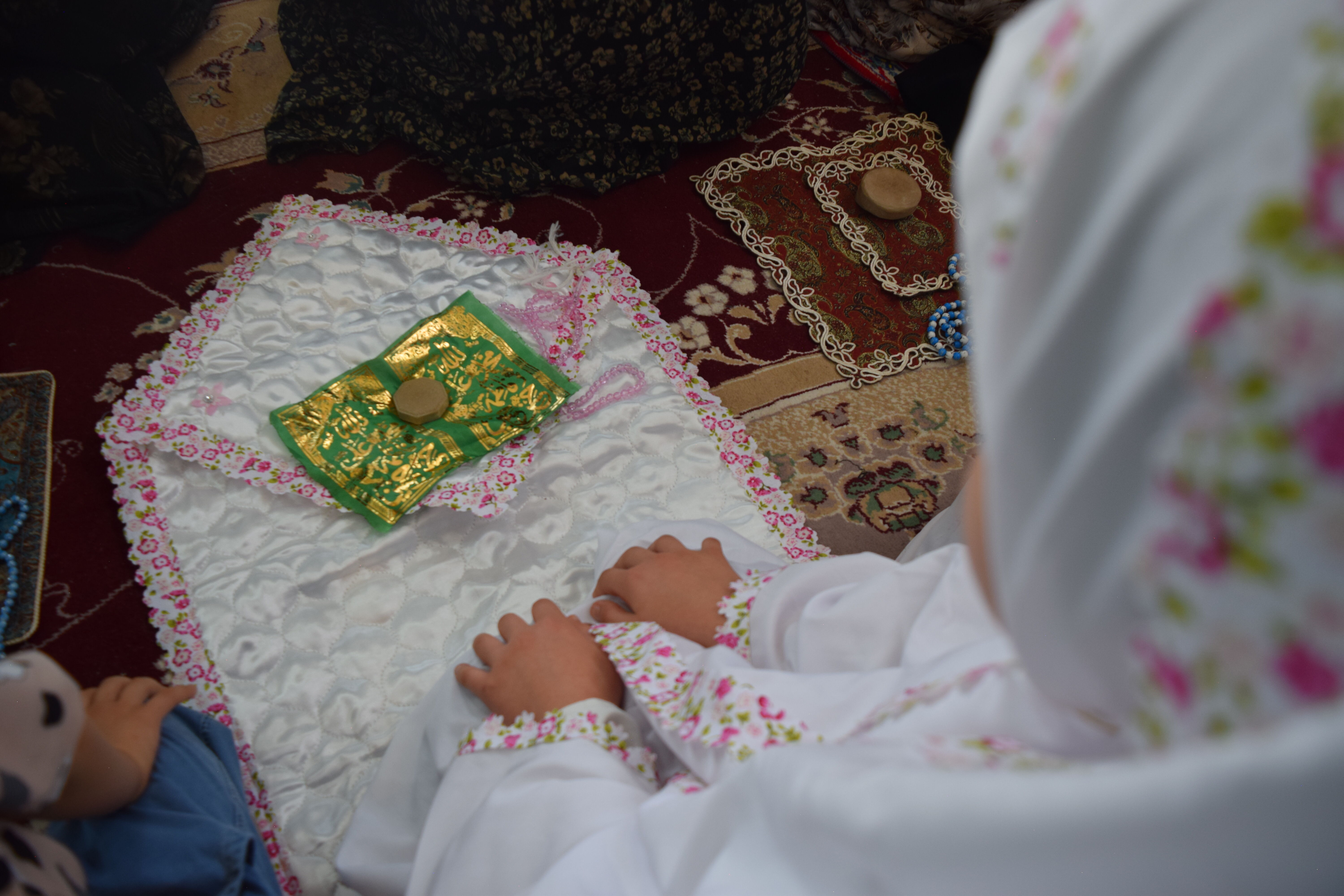 تجلیِ نظم و ایمان؛ صحنه‌های برگزاری نماز جمعه در مصلی امام حسین فارسان