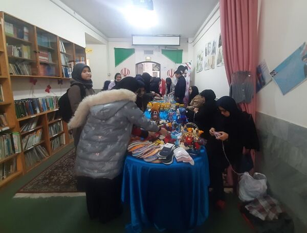 برپایی بازارچه مشاغل خانگی در کانون امید انقلاب