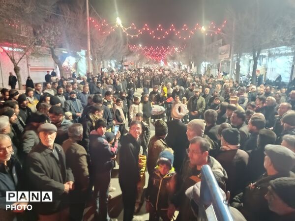حماسه سازی مردم ولایت مدار چادگان 