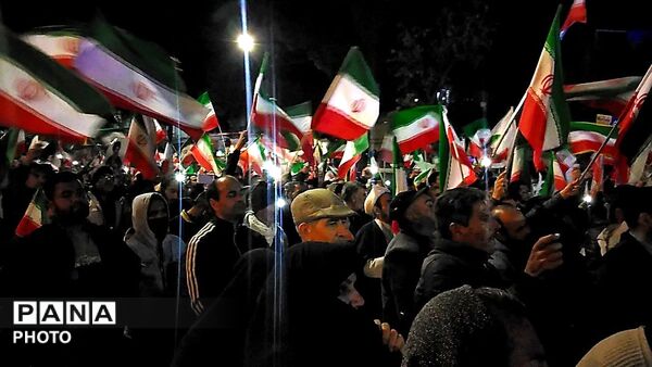 تشییع پیکر شهید رضا روزگرد در نیشابور