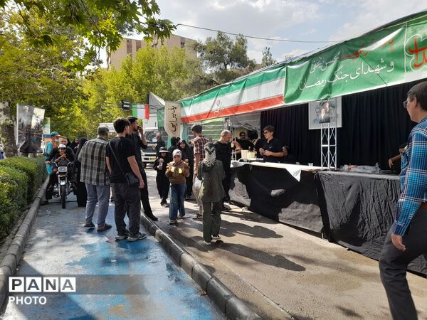 مشهد در روز شهادت؛ شهری که یکپارچه عزادار شد