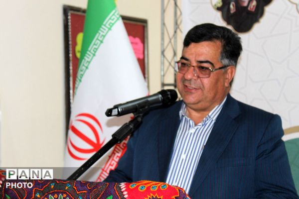 افتتاح دبستان پسرانه با حضور وزیر آموزش و پرورش