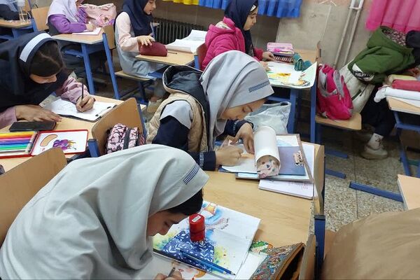 افتتاحیه مسابقات فرهنگی هنری امید فردا دختران در شهرستان ورامین