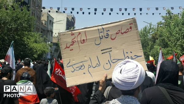 تهران در قاب بدرقه؛ روایت دانش‌آموزان از وداعی که در تاریخ ماند