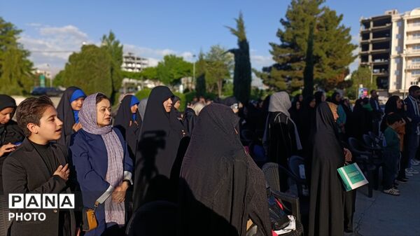 گردهمایی اهالی فرهنگ و هنر در فرهنگسرای سیمرغ نیشابور 