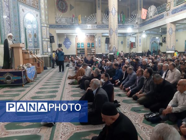 نماز عبادی سیاسی جمعه با حضور پرشور عموم مردم شهرستان ورامین